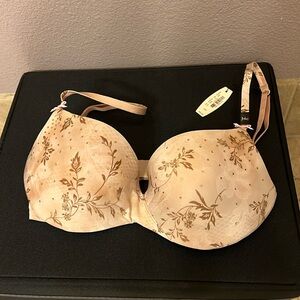 Victoria Secret Bra (NWT)